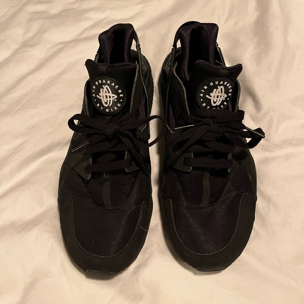 Men’s Nike Air Huaraches Black 10.5